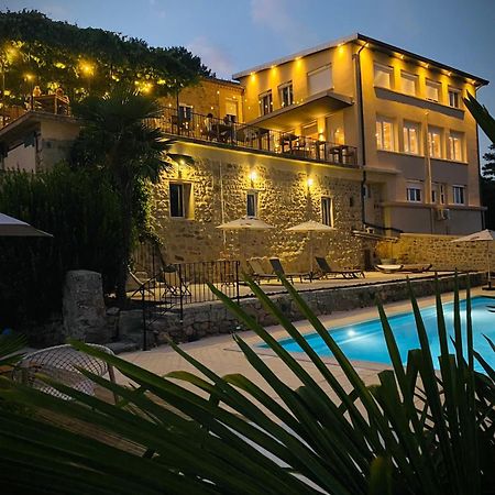 Domaine De La Pinede Hotel Aubenas Buitenkant foto