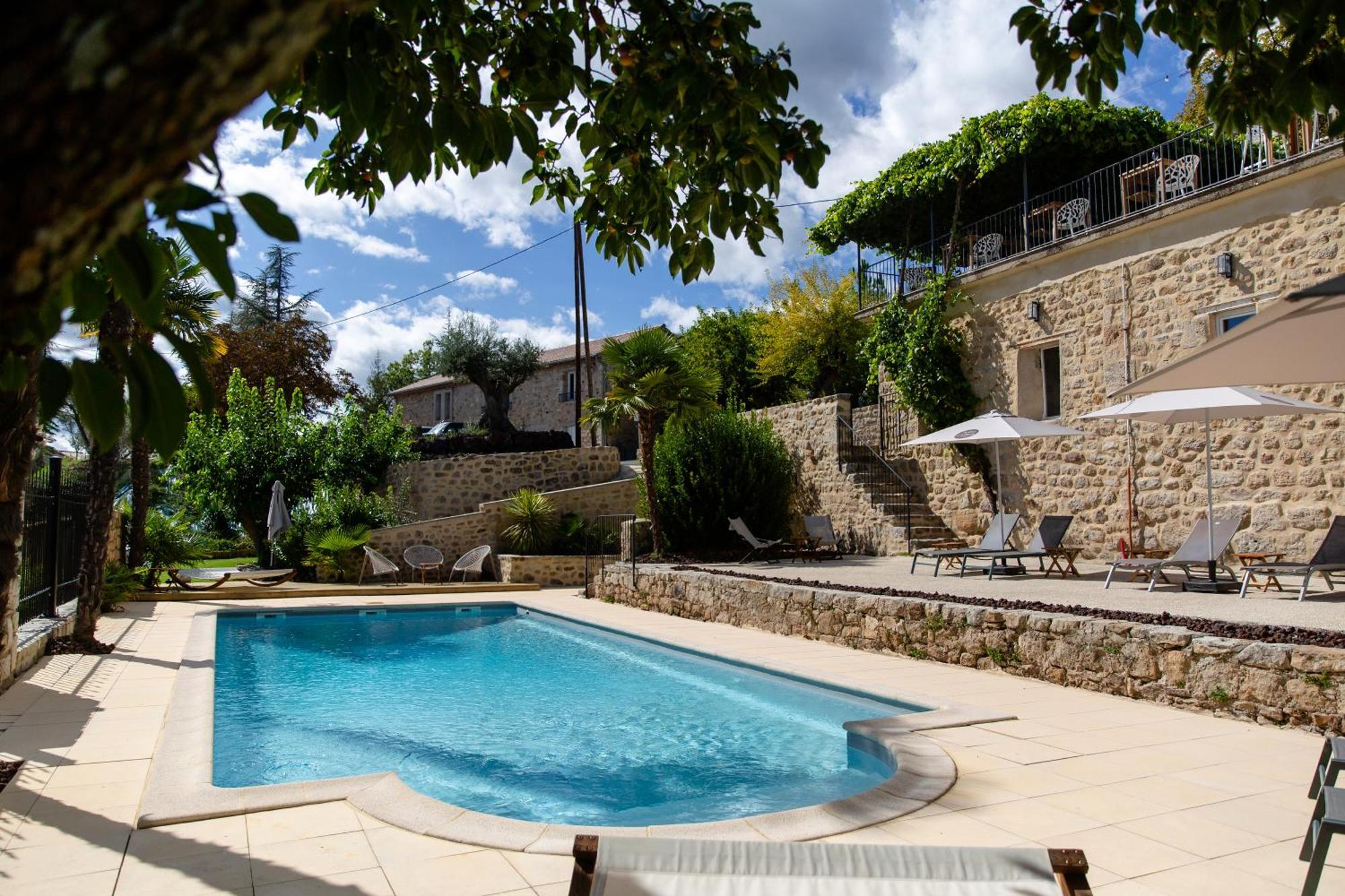 Domaine De La Pinede Hotel Aubenas Buitenkant foto