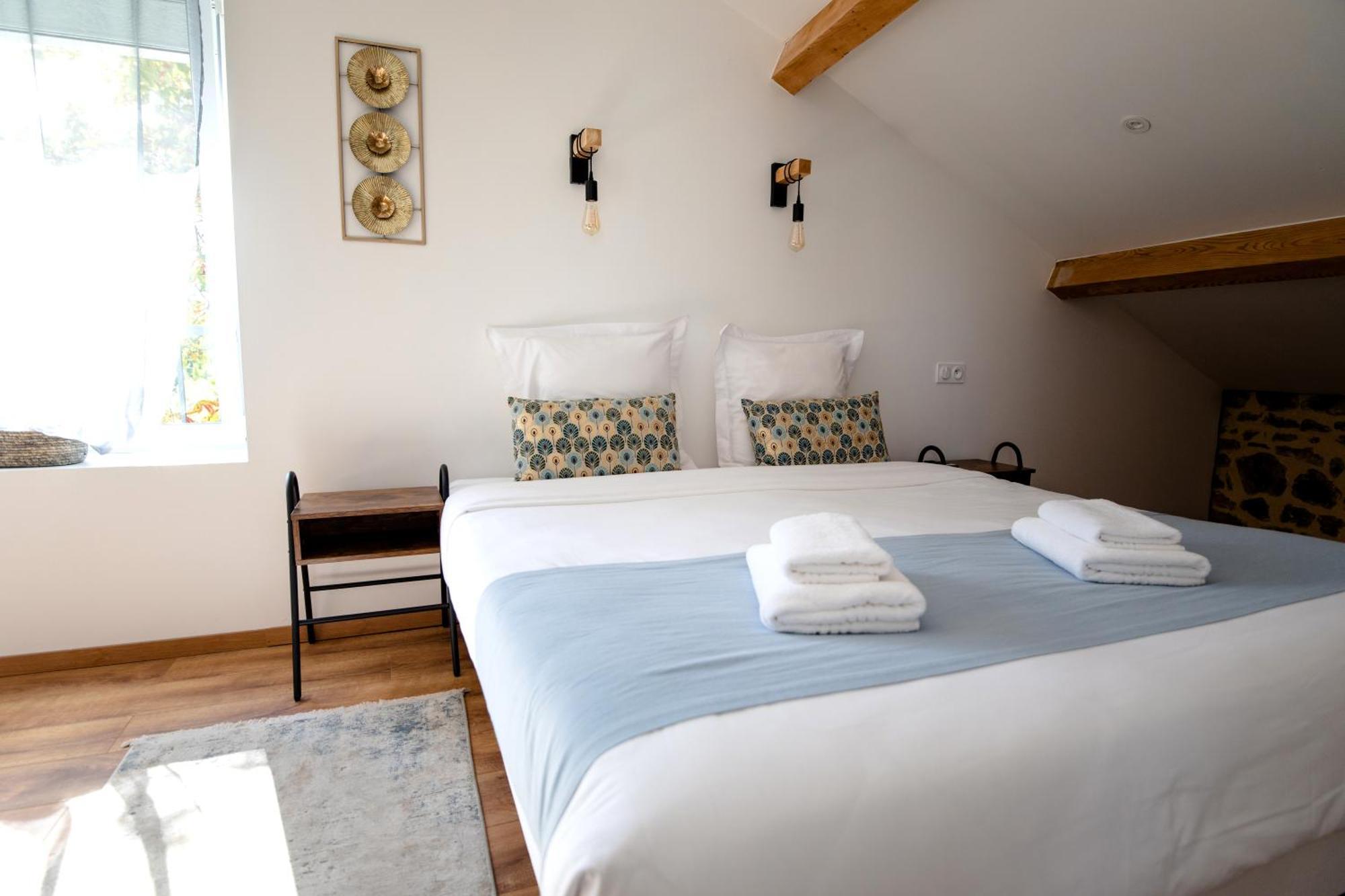 Domaine De La Pinede Hotel Aubenas Buitenkant foto